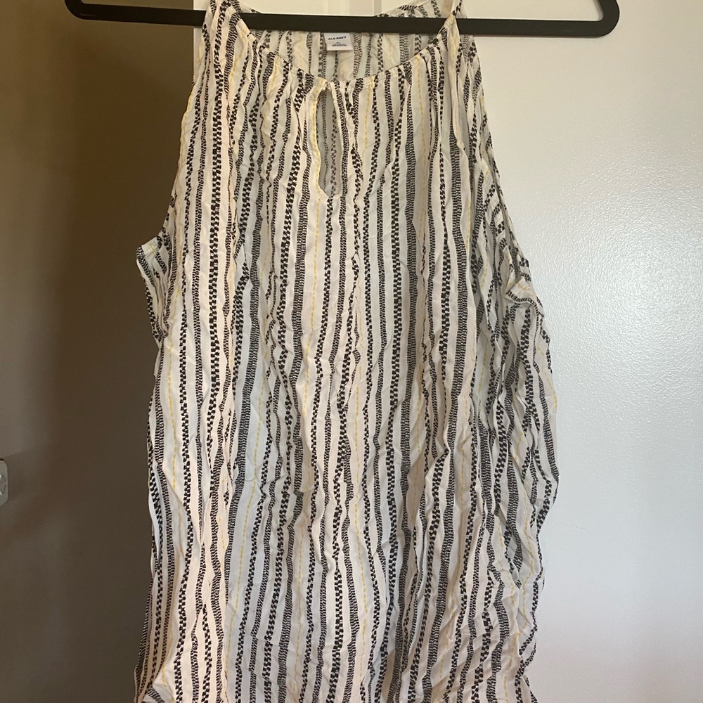 Old Navy tank top
